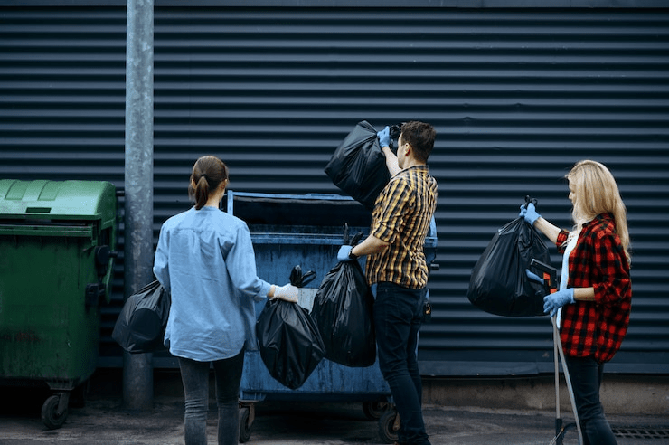 Benefits of Using Custom Garbage Bags in Commercial Spaces - Jet Paper Bags